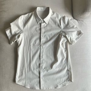 Lululemon short sleeve Button up Sz. Large